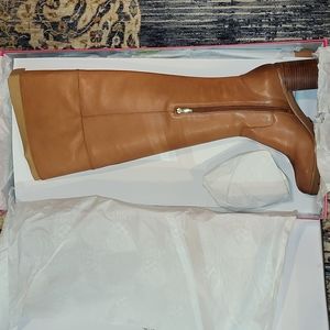 Vince Camuto NWT Wide Calf Knee High Boots